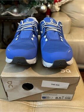 Women’s On Running Cloud 5 Waterproof Sneakers - Vibrant Blue
